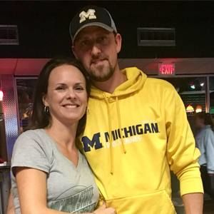 Meet your Posher, Johnni